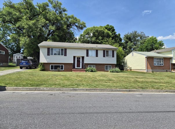 3819 Green Spring Ave NW, Roanoke, VA 24017