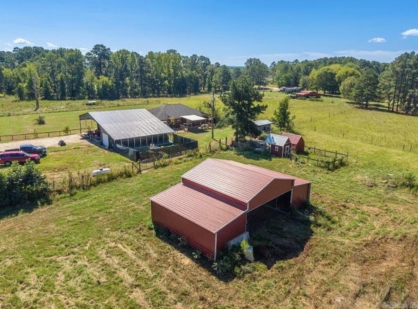 3393 Midway Road, Donaldson, AR 71941