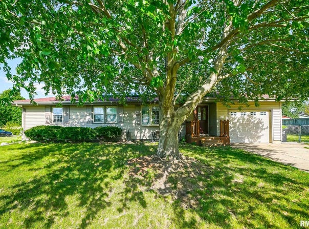 16114 N ADMIRAL Road, Chillicothe, IL 61523