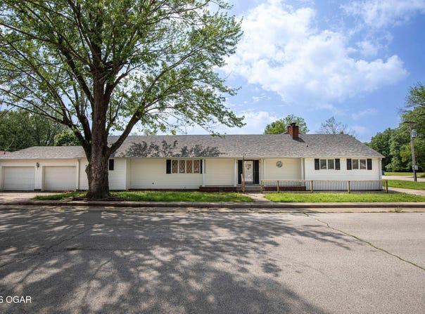 107 W 4th Street, Lamar, MO 64759