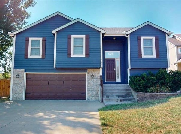3401 Tillerman Drive, Lawrence, KS 66049