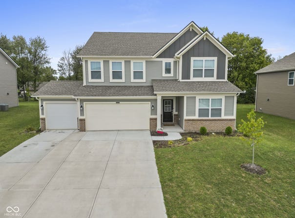 1528 Covington Boulevard, Franklin, IN 46131