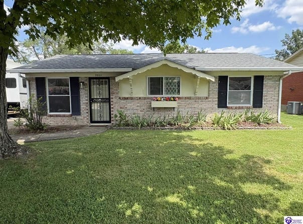 9801 Chambers Court, Jeffersontown, KY 40299