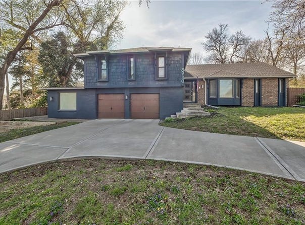 8940 Nall Avenue, Overland Park, KS 66207
