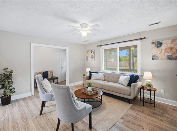 1145 Sunlight Drive, Chesapeake, VA 23322