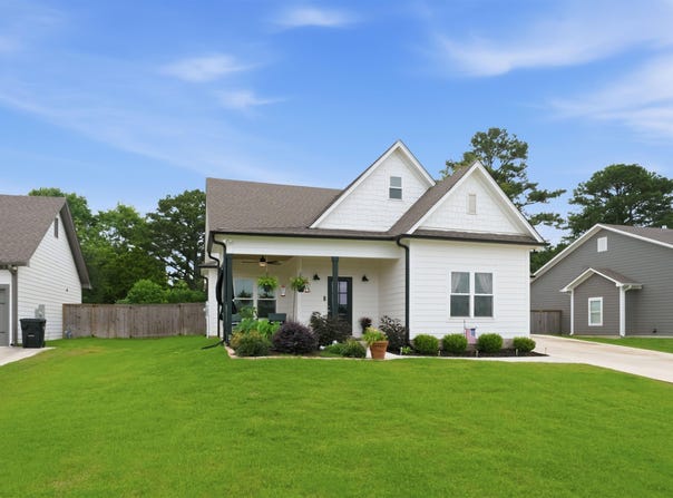 1481 BROOKS DRIVE, MOUNT OLIVE, AL 35117