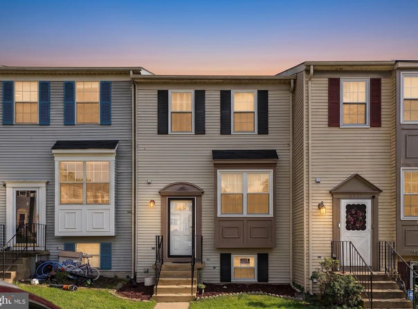 3055 ANTRIM Circle, DUMFRIES, VA 22026