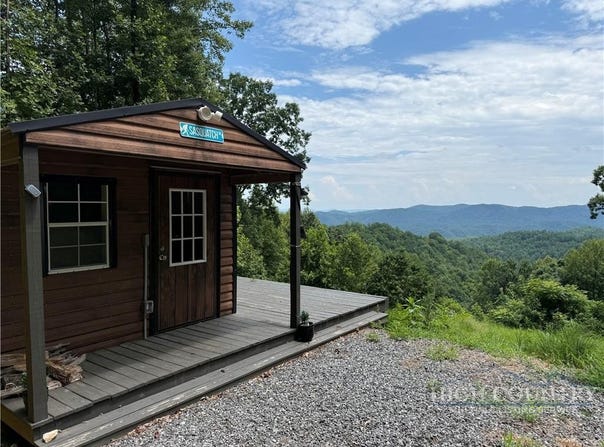 Lost Ridge Road, Lenoir, NC 28645