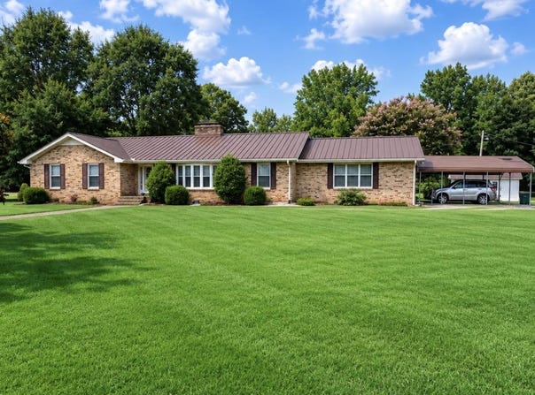 3585 County Line Rd, Leighton, AL 35646
