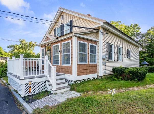 48 Bow Center Road, Bow, NH 03304
