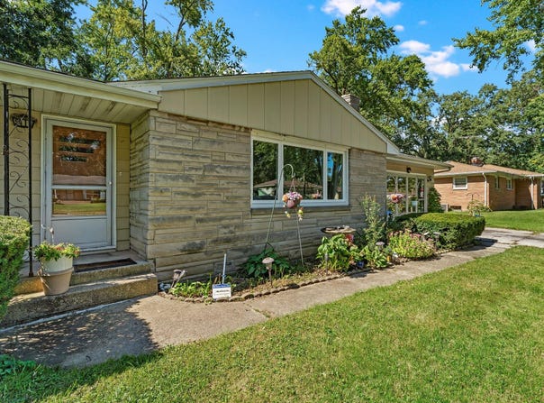 5410 Marcella Road, Merrillville, IN 46410