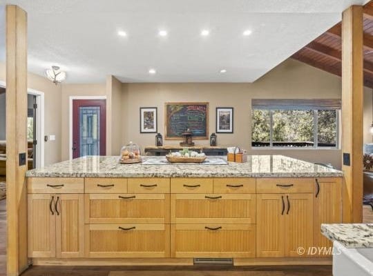 53825 Marian View Dr, Idyllwild, CA 92549