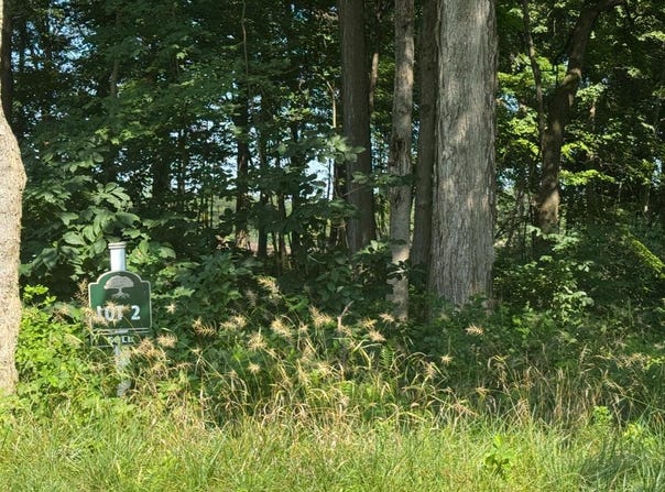 200 Leezy Drive, Pataskala, OH 43062