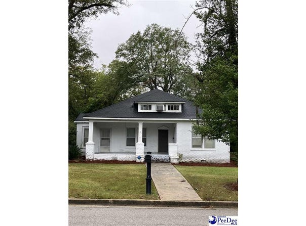 301 N WITHLACOOCHEE AVE, MARION, SC 29571