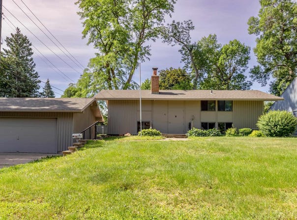713 29Th St St, Sioux Falls, SD 57105