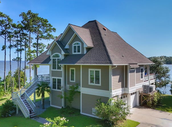 166 Orchard Point Road, Oriental, NC 28571