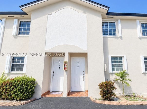 2375 W 74th St, Hialeah, FL 33016