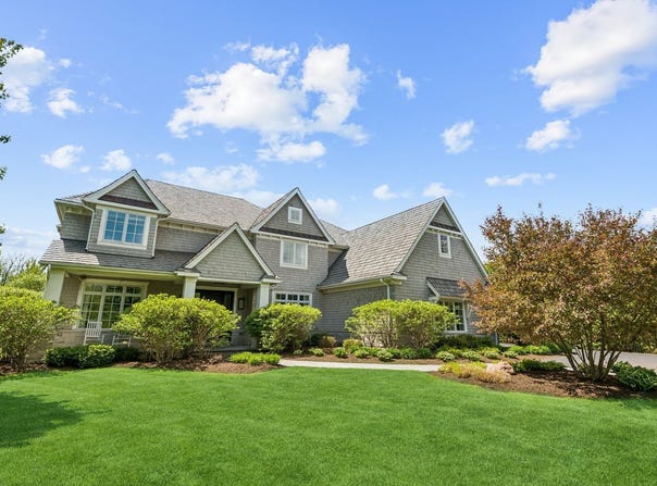 28 Aberdeen Court, Bannockburn, IL 60015
