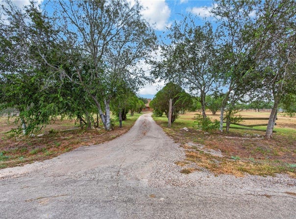 5474 Sunset, Robstown, TX 78380