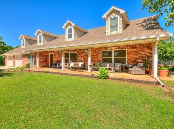8000 N Harrah Road, Harrah, OK 73045