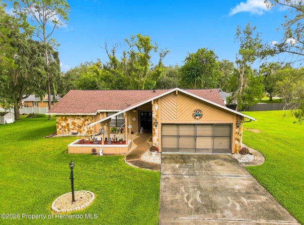 24088 Eppley Drive, Brooksville, FL 34601