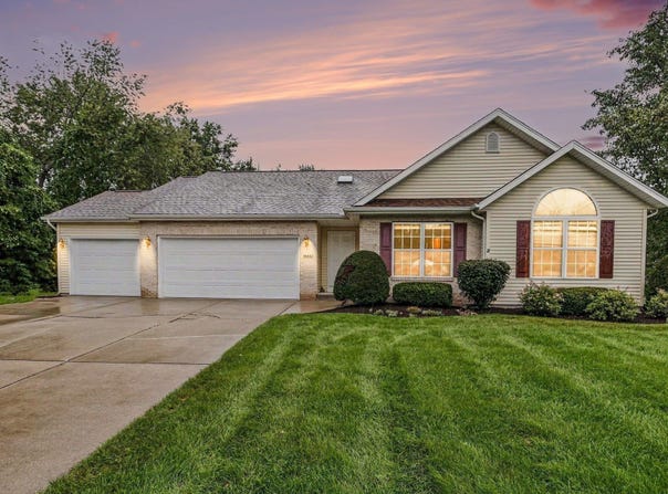 14445 Phoenix Drive, Mishawaka, IN 46545