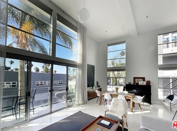 13326 Beach Ave, Marina Del Rey, CA 90292