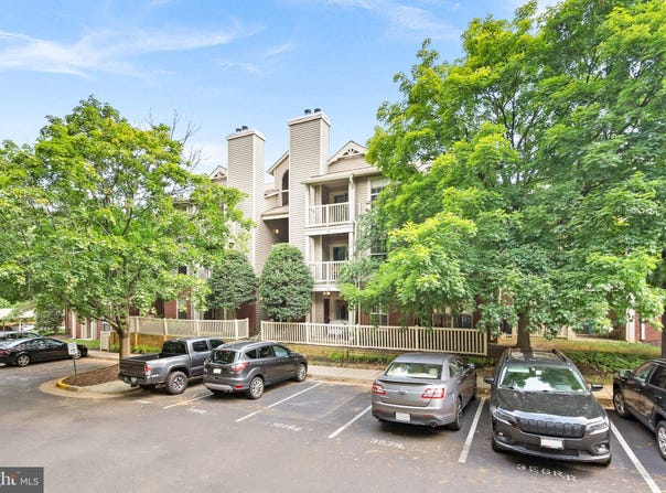 1725 ASCOT Way, RESTON, VA 20190