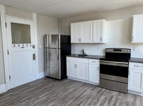 106 Delaware Avenue, Olyphant, PA 18447