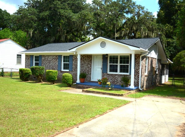 329 Bayview Ave., Georgetown, SC 29440