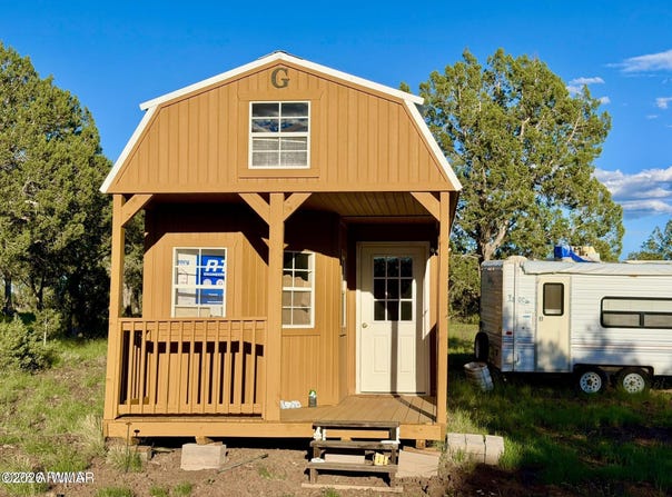 4727 W Cedar Street, Ash Fork, AZ 86320