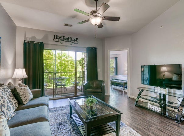 813 Holiday Ridge, Branson, MO 65616