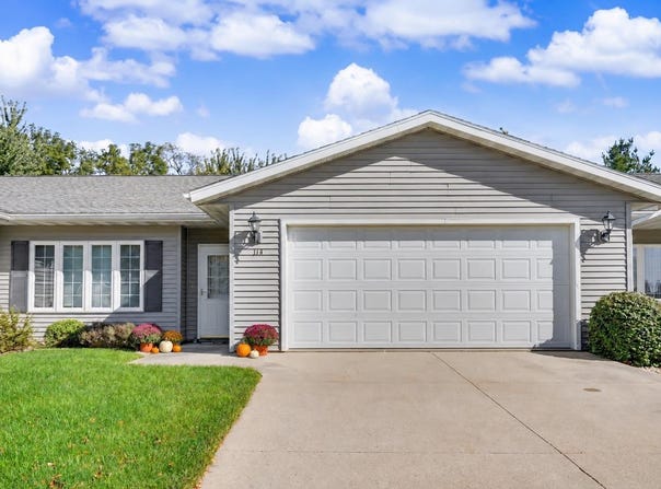 114 Cardinal Court, Independence, IA 50644