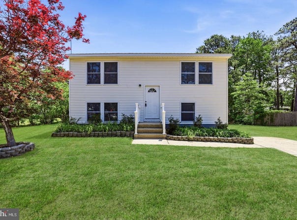 203 SENECA Trail, BROWNS MILLS, NJ 08015