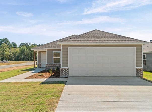 8001 Chesapeake Trail, Bauxite, AR 72011