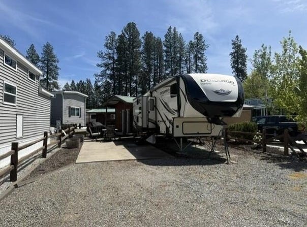 222 TALL PINE Loop S, USK, WA 99180
