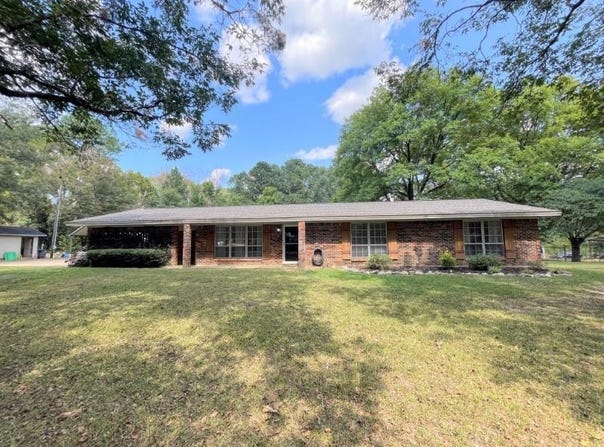 160 Road 1438, Tupelo, MS 38804