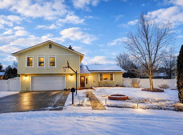3130 19th Ave Ct, Greeley, CO 80631
