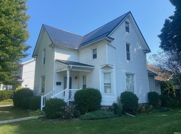 111 E 3rd Street, Auburn, IN 46706-1843