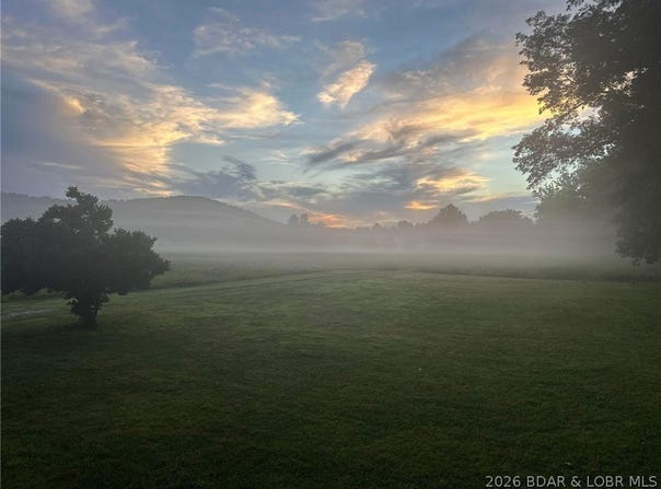 270 Foggy Bottom Road, Roach, MO 65787