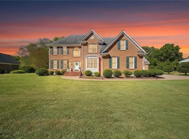 1102 Gatling Pointe Parkway, Smithfield, VA 23430