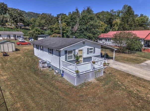 327 Loop Road, Jasper, TN 37347
