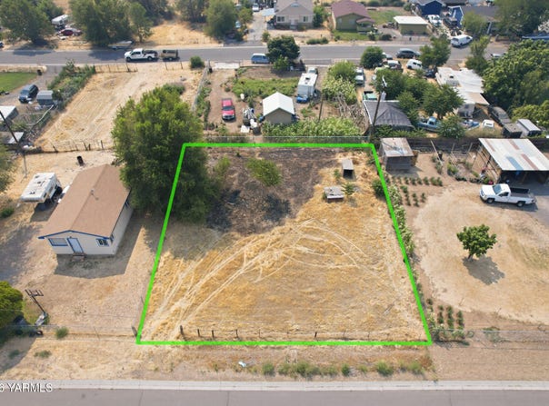 NKA North St, Wapato, WA 98951
