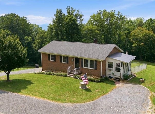 10027 Pine Street, Lowgap, NC 27024