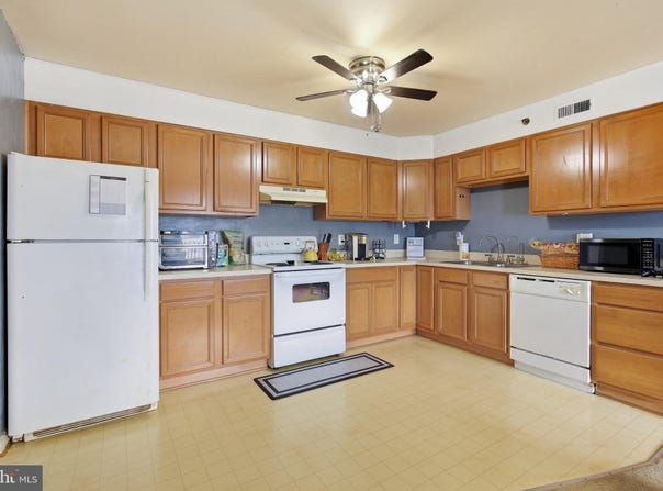 6403 SCHOOLHOUSE Road, BEALETON, VA 22712