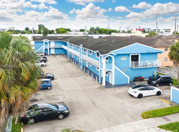 6305 W 22nd Ct, Hialeah, FL 33016