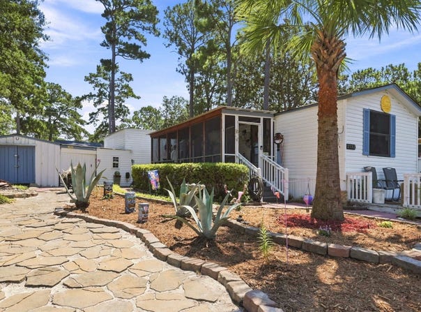 2732 Libra Dr., Myrtle Beach, SC 29588