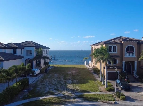 6406 BRIGHT BAY Court, APOLLO BEACH, FL 33572