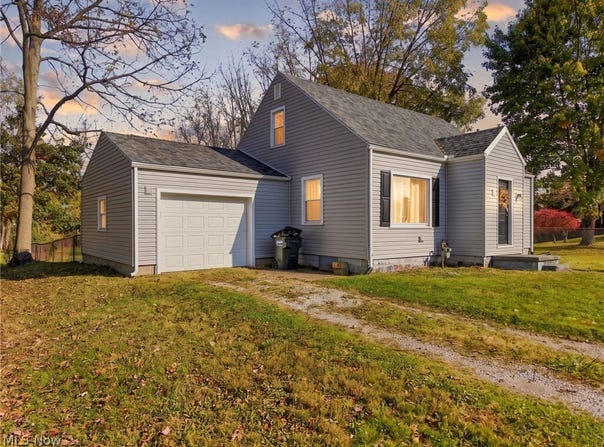 123 32nd Street SW, Canton, OH 44706