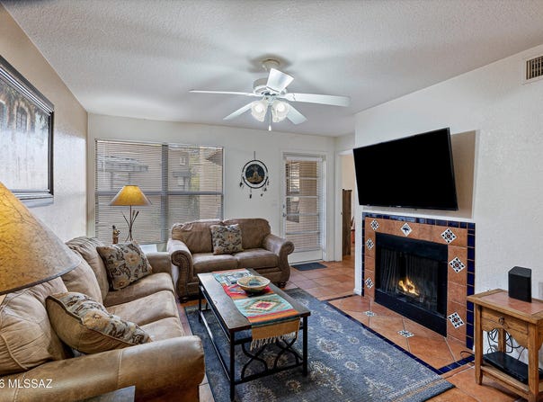 5800 N Kolb Road, Tucson, AZ 85750